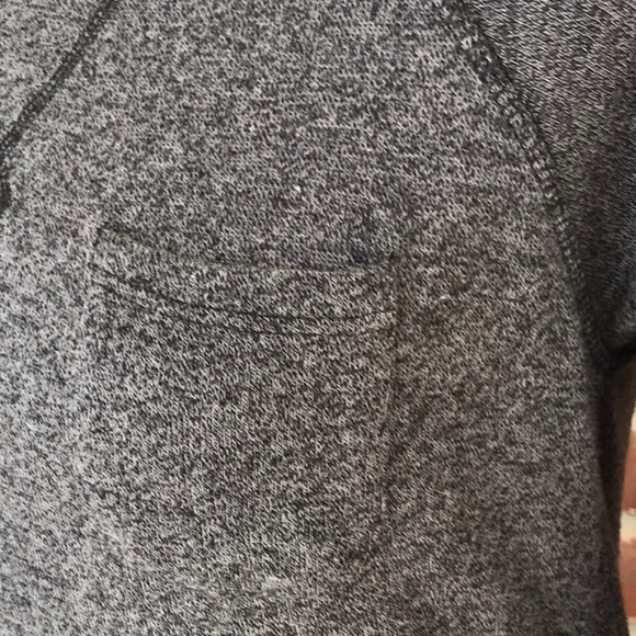 Gray long sleeve sweater small - Picture 4 of 6